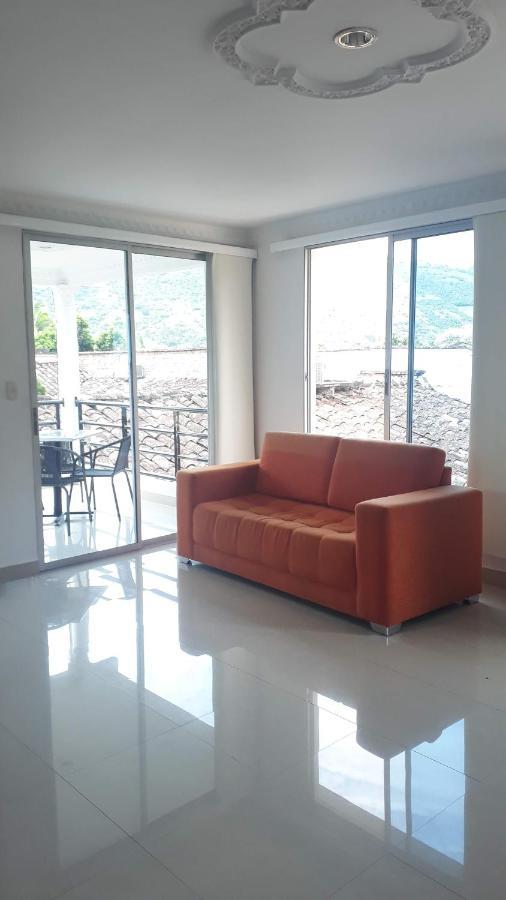 Hotel Boutique Ceiba Real Gigante ภายนอก รูปภาพ