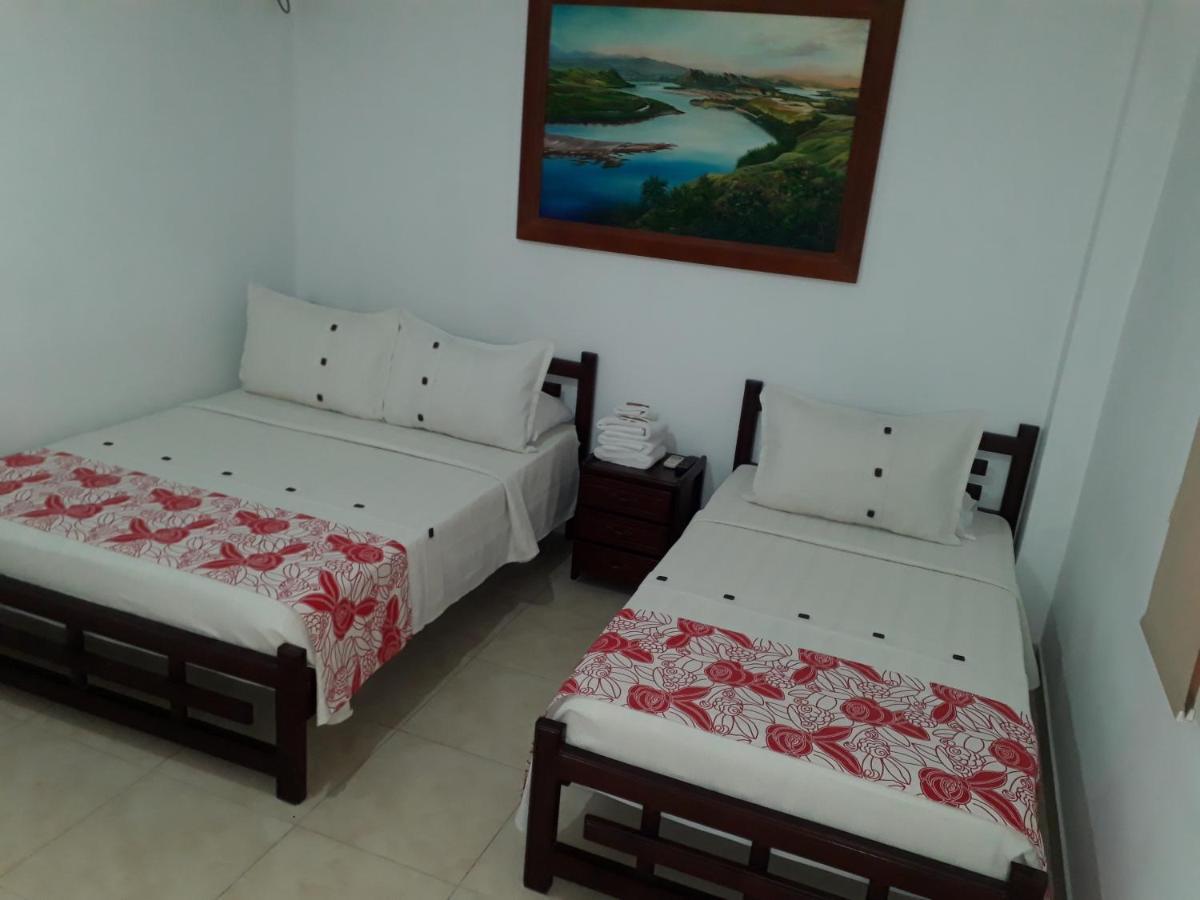 Hotel Boutique Ceiba Real Gigante ภายนอก รูปภาพ