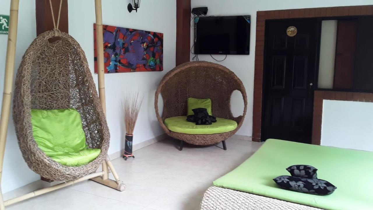 Hotel Boutique Ceiba Real Gigante ภายนอก รูปภาพ