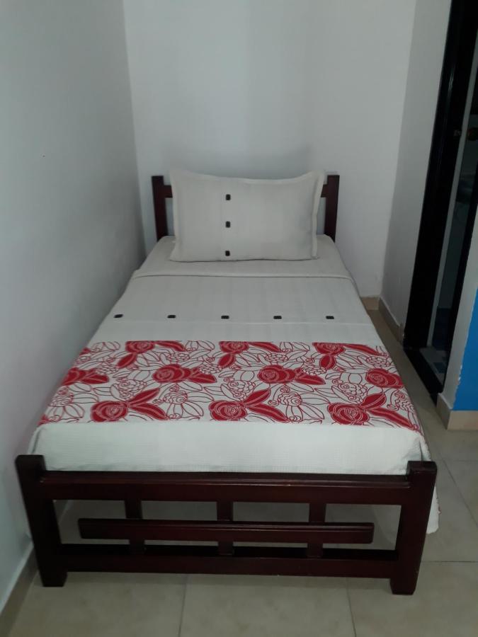 Hotel Boutique Ceiba Real Gigante ภายนอก รูปภาพ