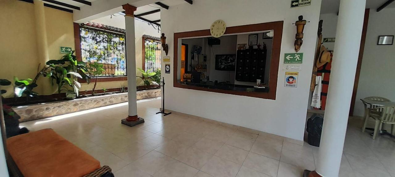 Hotel Boutique Ceiba Real Gigante ภายนอก รูปภาพ